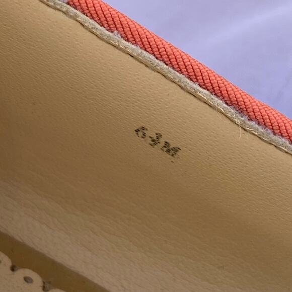 C. Wonder Zebra Embroidered Suede Flats Olive Green Orange Women's size 6.5 - Picture 11 of 11